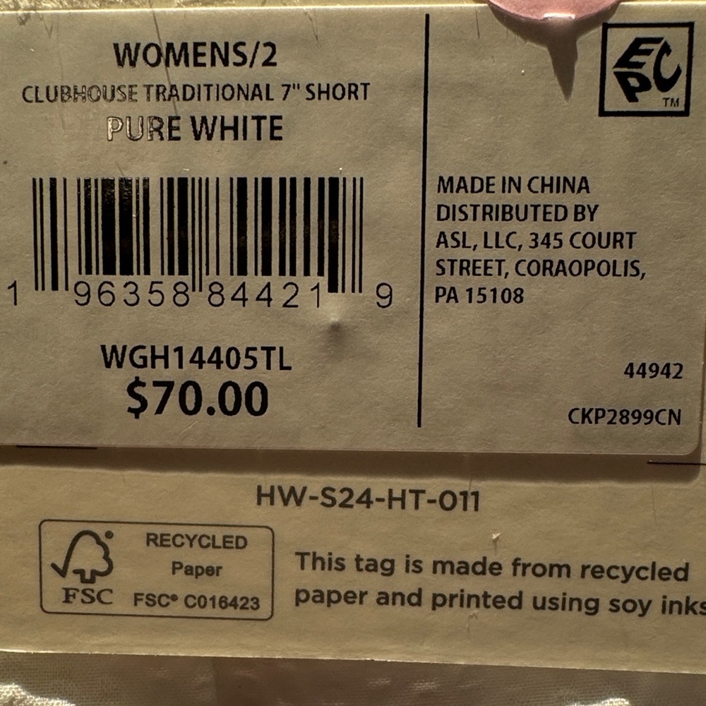 Walter Hagen White Textured Women's Bermuda Shorts - Picture 2 of 4